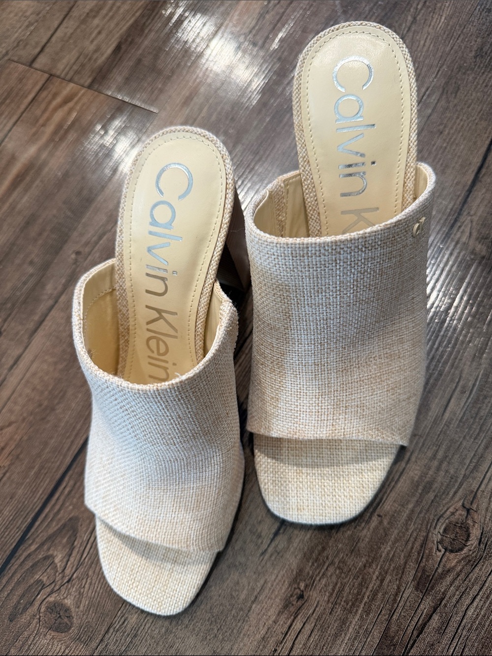 Calvin Klein Women's Cream Open-Toe Slide Heels Size 9